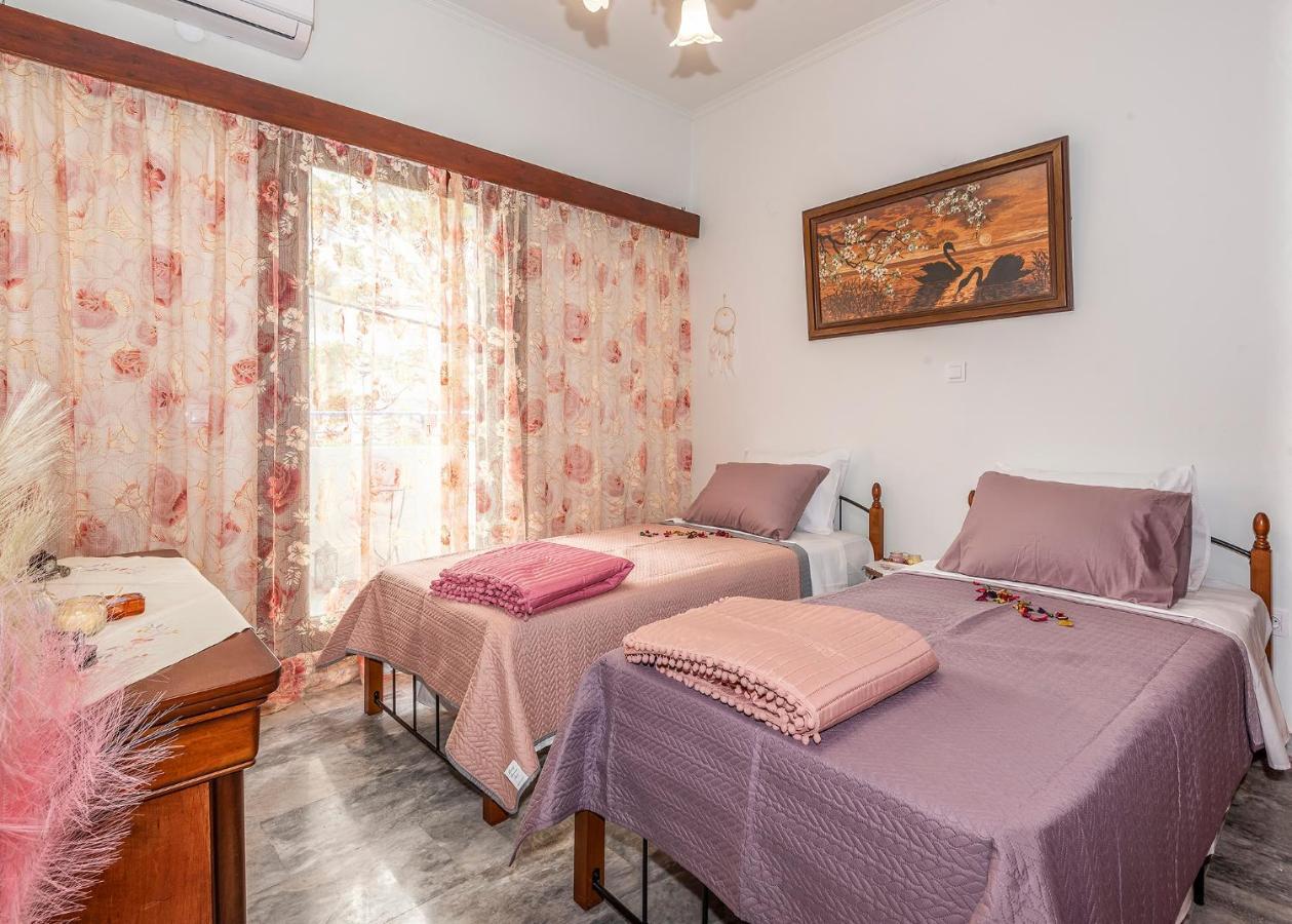 Stratos Seaside Corner Apartment Rethymno Exteriör bild